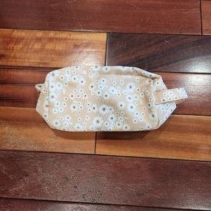 NWOTs Floral Cosmetic Case